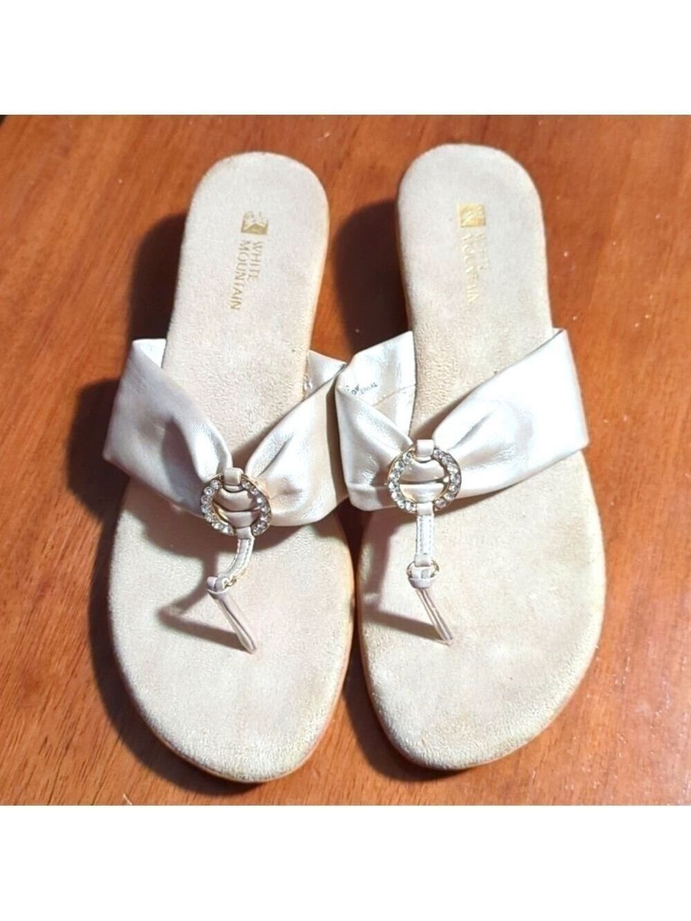 White Mountain Gold Sparkle Thong Sandals Size 9 Medium